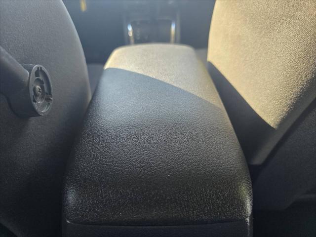 Photo of 2015 Billet Silver Metallic Clear Coat Jeep Patriot