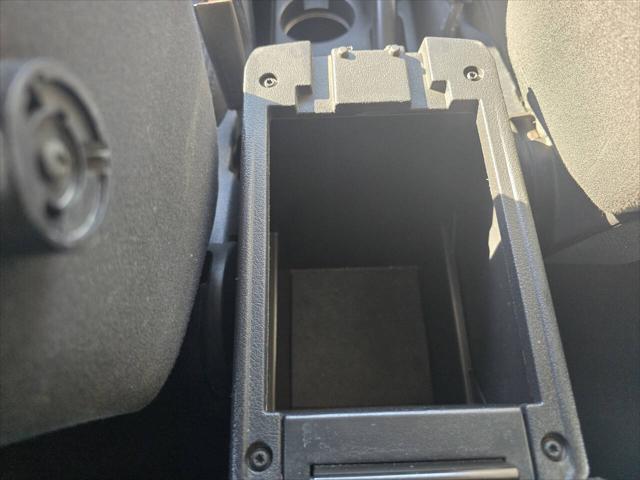 Photo of 2015 Billet Silver Metallic Clear Coat Jeep Patriot