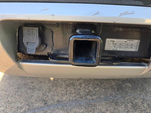Photo of 2008 Doeskin Tan GMC Yukon