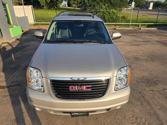 Photo of 2008 Doeskin Tan GMC Yukon