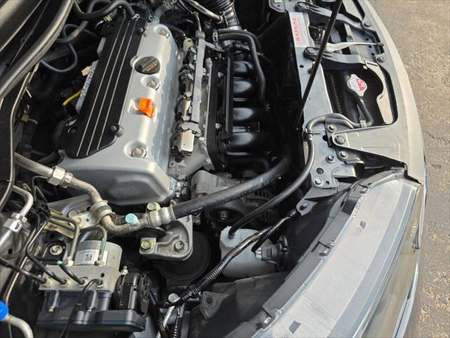 Photo of 2014 Polished Metal Metallic Honda CR-V