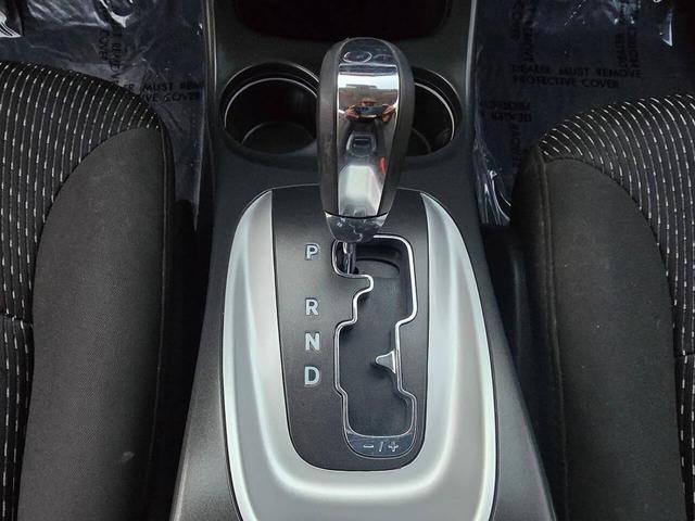 Photo of 2016 White Dodge Journey