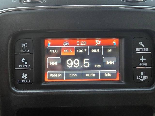Photo of 2016 White Dodge Journey