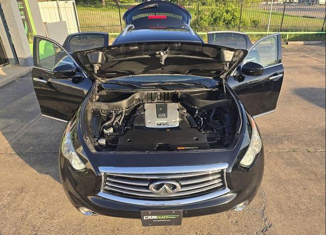 Photo of 2015 Black Obsidian INFINITI QX70