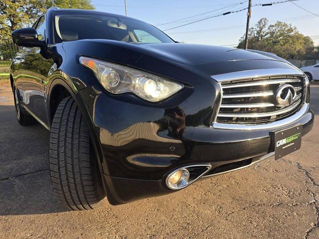 Photo of 2015 Black Obsidian INFINITI QX70