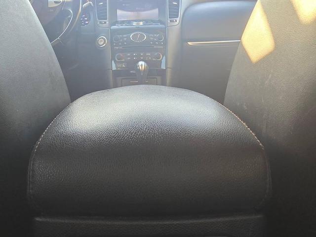 Photo of 2015 Black Obsidian INFINITI QX70