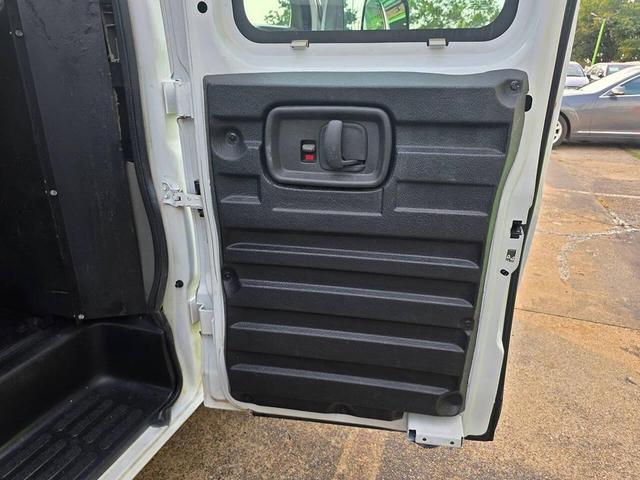 Photo of 2007 Summit White Chevrolet Express 1500