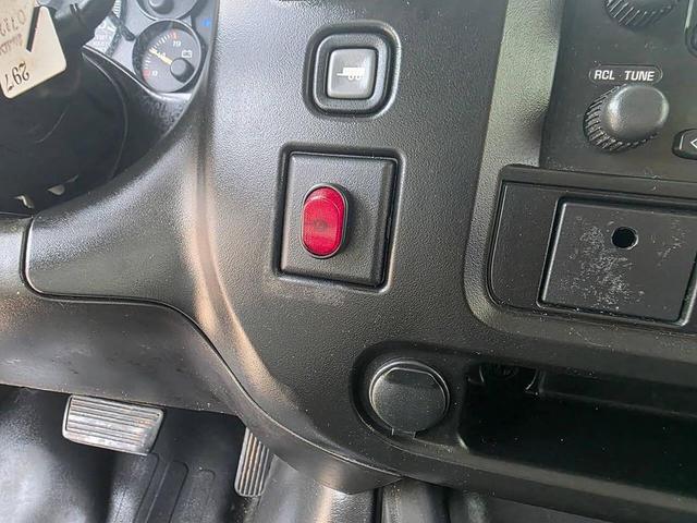 Photo of 2007 Summit White Chevrolet Express 1500