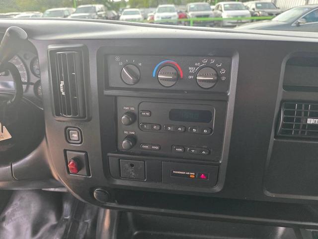 Photo of 2007 Summit White Chevrolet Express 1500