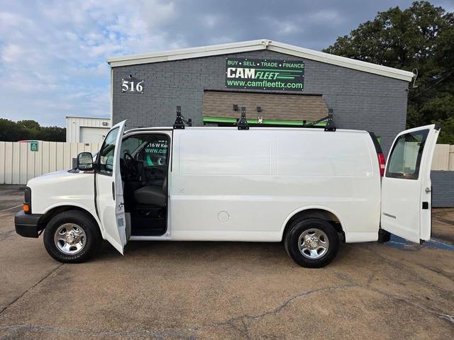 Photo of 2007 Summit White Chevrolet Express 1500
