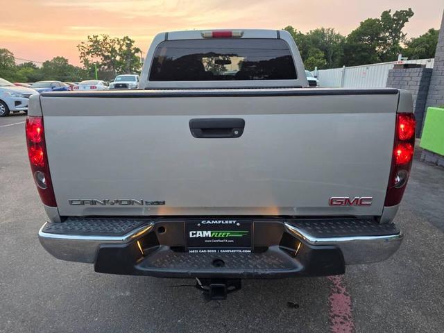 Photo of 2004 Silver Birch Metallic GMC Canyon