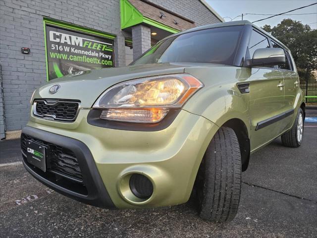 Photo of 2013 Alien Kia Soul