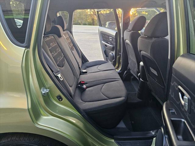 Photo of 2013 Alien Kia Soul