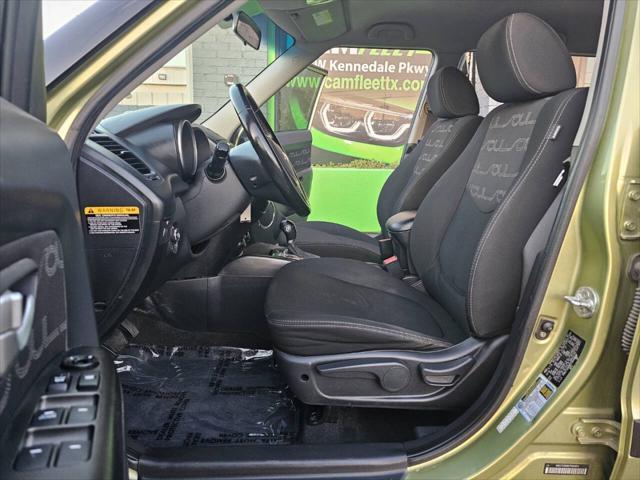 Photo of 2013 Alien Kia Soul