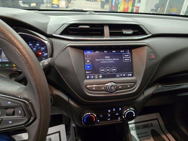 Photo of 2023 Summit White Chevrolet Trailblazer