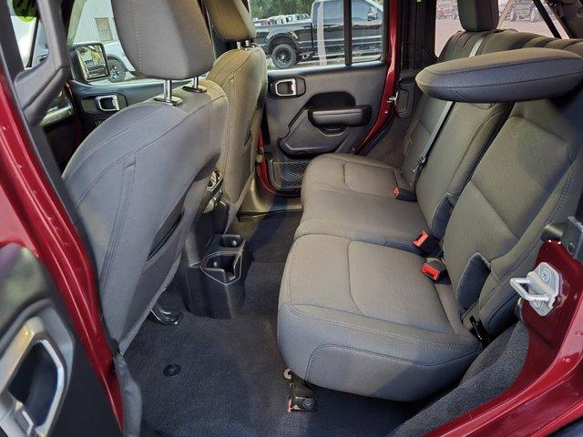 Photo of 2021 Snazzberry Pearlcoat Jeep Wrangler Unlimited
