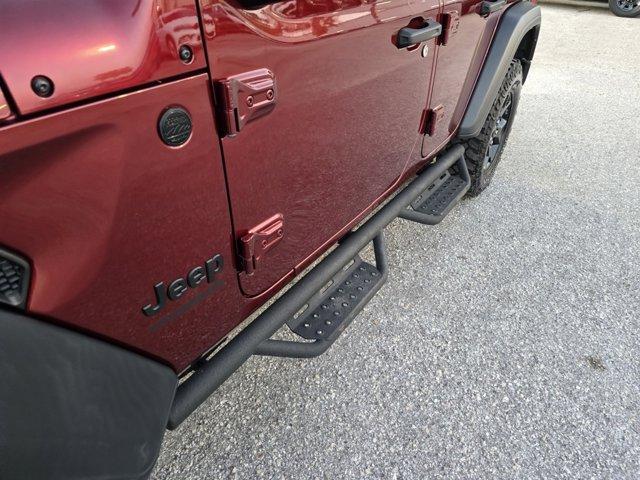 Photo of 2021 Snazzberry Pearlcoat Jeep Wrangler Unlimited