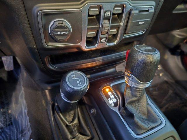 Photo of 2021 Snazzberry Pearlcoat Jeep Wrangler Unlimited