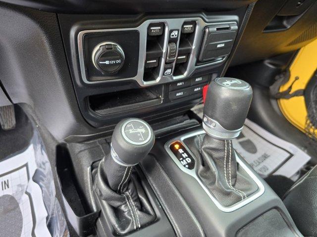 Photo of 2019 Hellayella Clearcoat Jeep Wrangler Unlimited