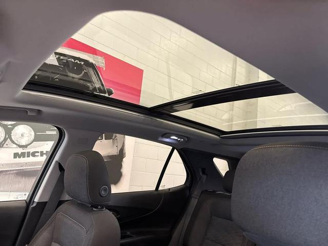 Photo of 2019 Nightfall Gray Metallic Chevrolet Equinox