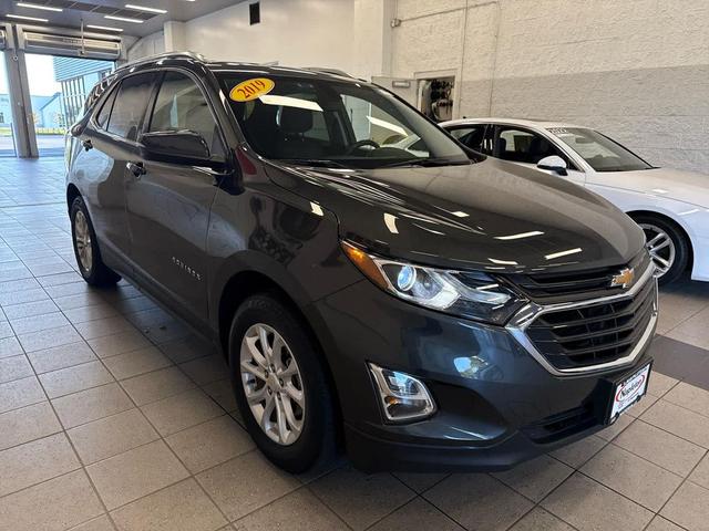 Photo of 2019 Nightfall Gray Metallic Chevrolet Equinox