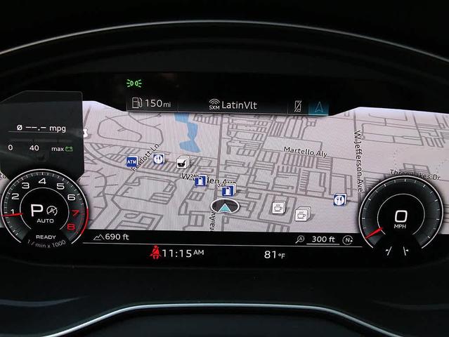 Photo of 2022 Navarra Blue Metallic Audi Q5