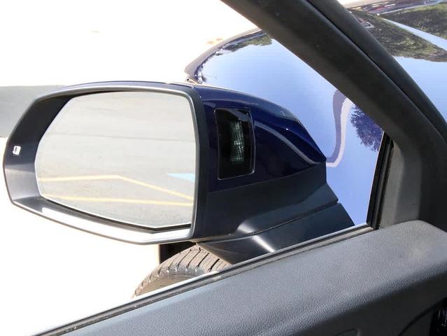 Photo of 2022 Navarra Blue Metallic Audi Q5