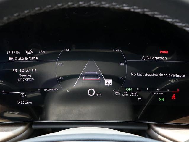 Photo of 2025 MYTHOS BLACK Audi Q5