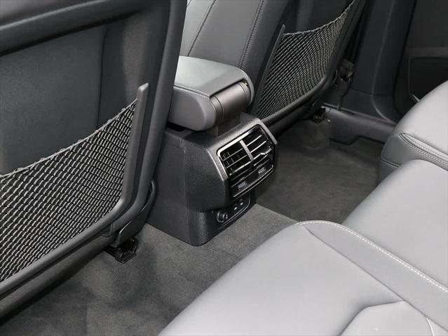 Photo of 2023 Mythos Black Metallic Audi Q3