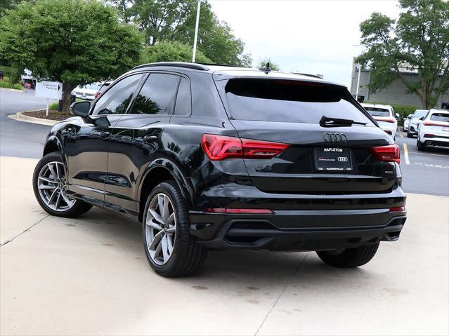 Photo of 2023 Mythos Black Metallic Audi Q3