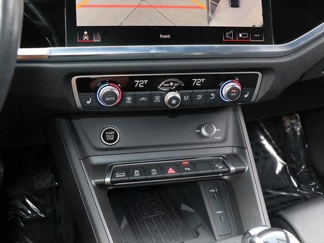 Photo of 2023 Mythos Black Metallic Audi Q3