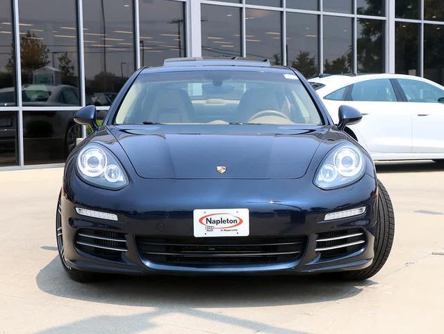 Photo of 2016 Night Blue Metallic Porsche Panamera
