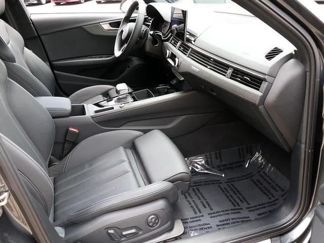 Photo of 2023 Daytona Gray Pearl Effect Audi A4