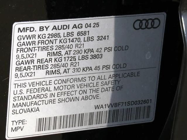 Photo of 2025 MYTHOS BLACK Audi Q7