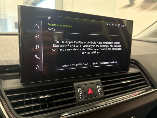 Photo of 2024 Florett Silver Metallic Audi Q5