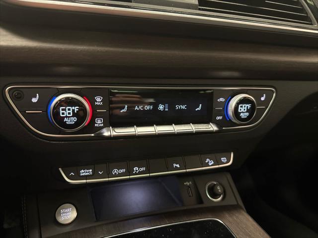Photo of 2024 Florett Silver Metallic Audi Q5