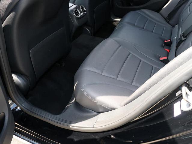 Photo of 2019 Black Mercedes-Benz C-Class