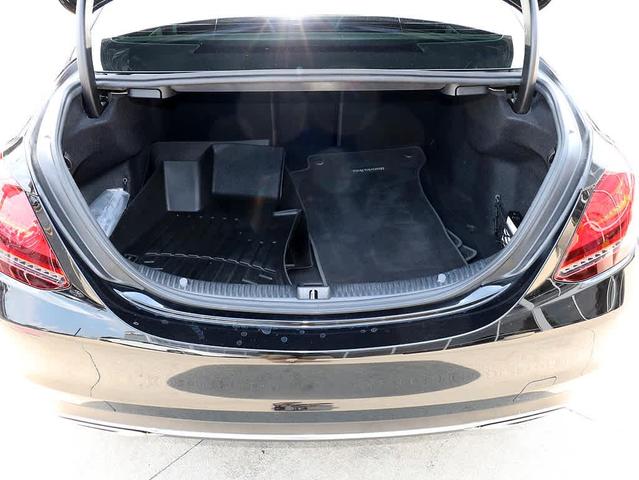 Photo of 2019 Black Mercedes-Benz C-Class