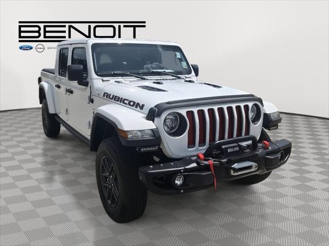 Photo of 2021 Bright White Clearcoat Jeep Gladiator