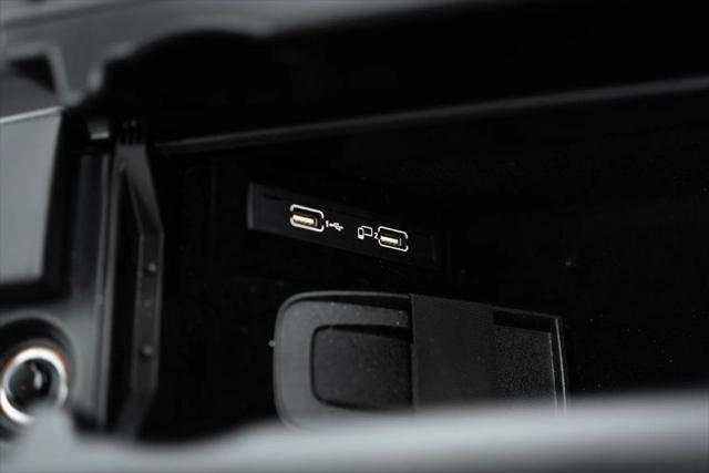 Photo of 2020 Mercedes-Benz SL 550