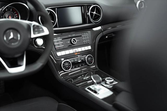 Photo of 2020 Mercedes-Benz SL 550