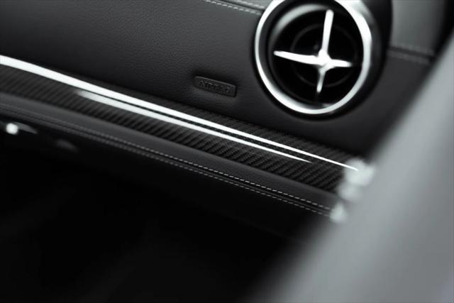 Photo of 2020 Mercedes-Benz SL 550