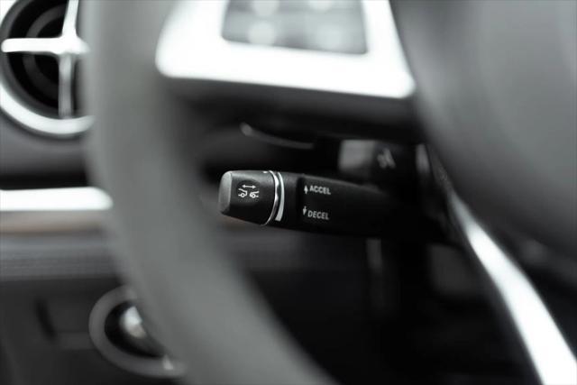 Photo of 2020 Mercedes-Benz SL 550