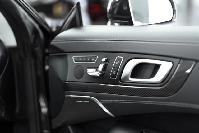 Photo of 2020 Mercedes-Benz SL 550