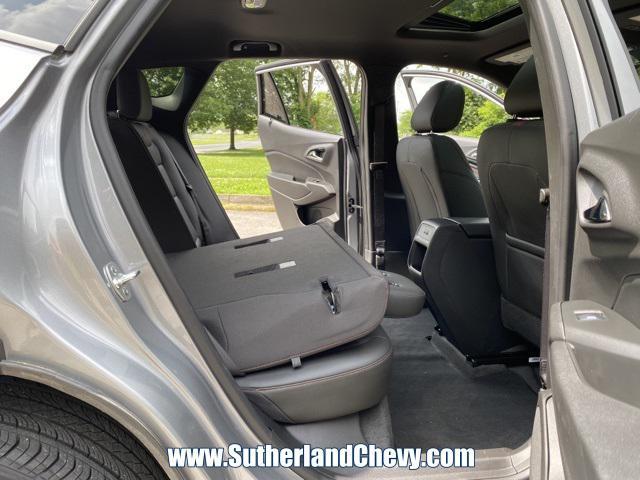 Photo of 2025 Sterling Gray Metallic Chevrolet Trax