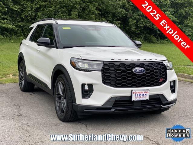 2025 Ford Explorer