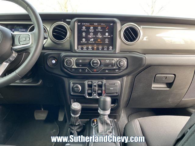 Photo of 2023 Black Clearcoat Jeep Wrangler