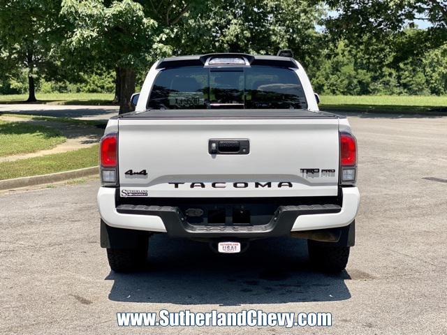 Photo of 2019 Super White Toyota Tacoma