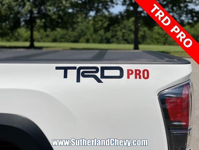 Photo of 2019 Super White Toyota Tacoma