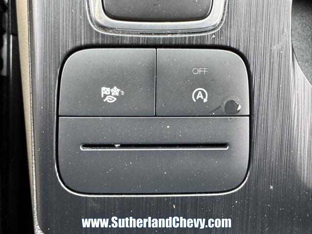 Photo of 2022 Iced Blue Silver Metallic Ford Escape